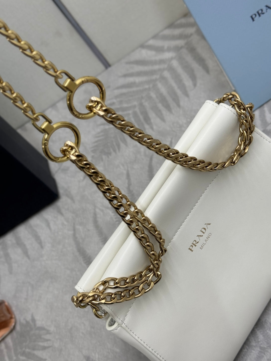 PRADA 25S ENCHAINE MINI BAG 22 IN WHITE CALFSKIN GOLD HARDWRE
