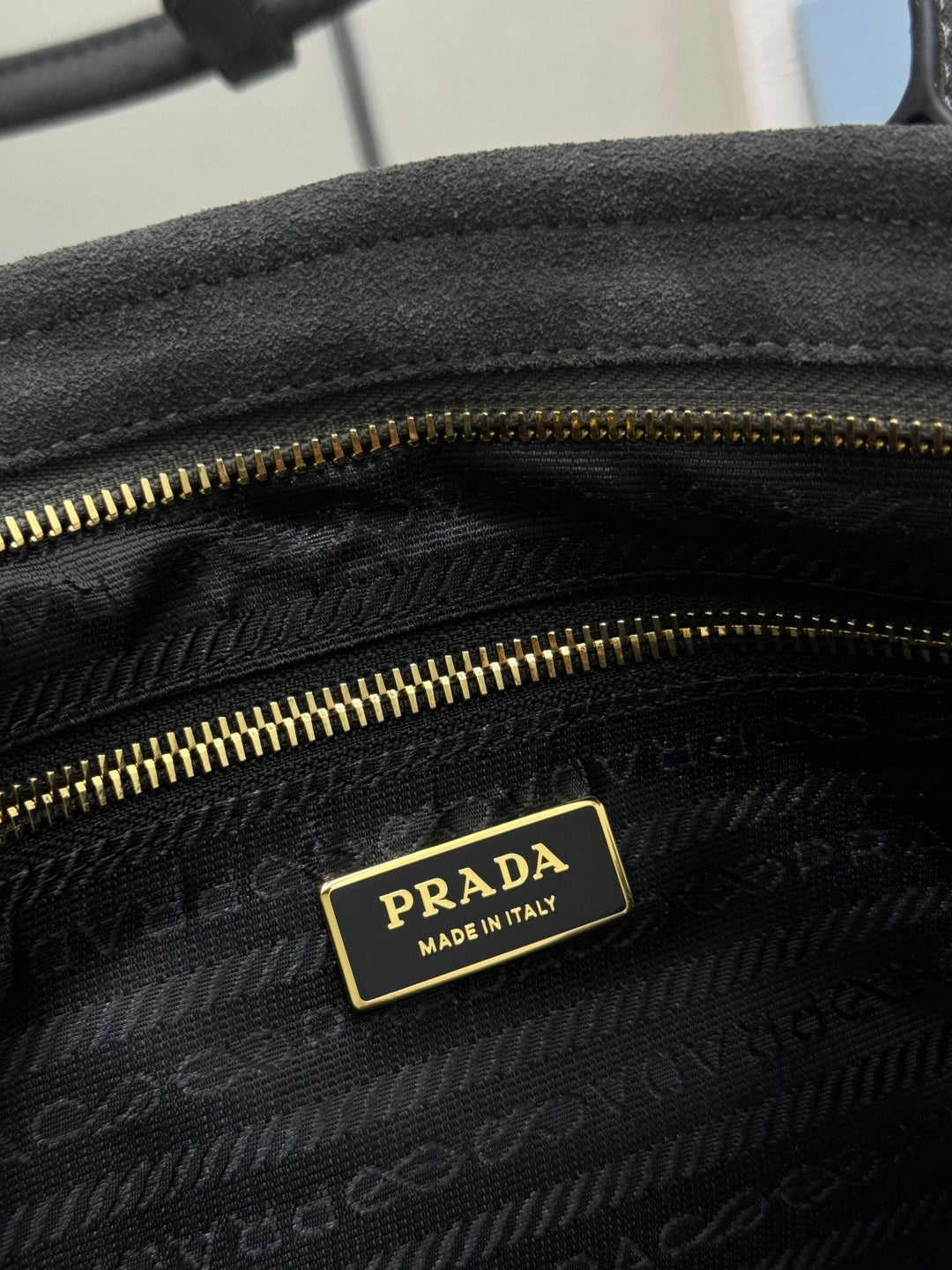 PRADA 25S BONNIE LARGE HANDBAG 38 IN DARK GRAY SUEDE GOLD HARDWRE
