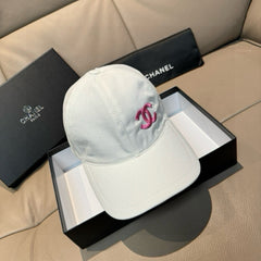 WHITE BASEBALL CAP WITH PINK LOGO IN COTTON 672798