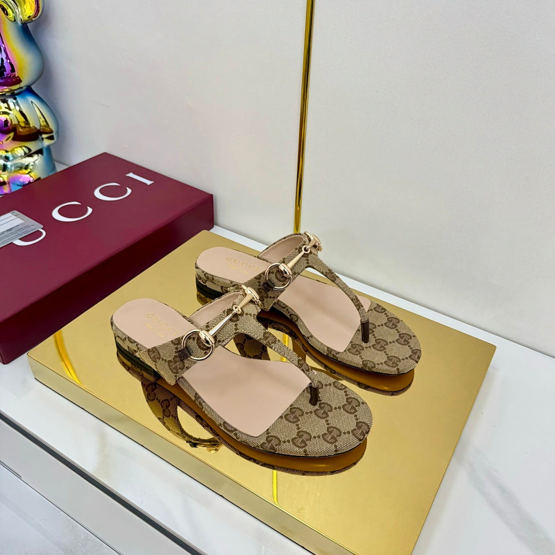 GG THONG SANDALS 25S IN DARK BEIGE LAMBSKIN MIX CANVAS WITH GOLD HARDWARE