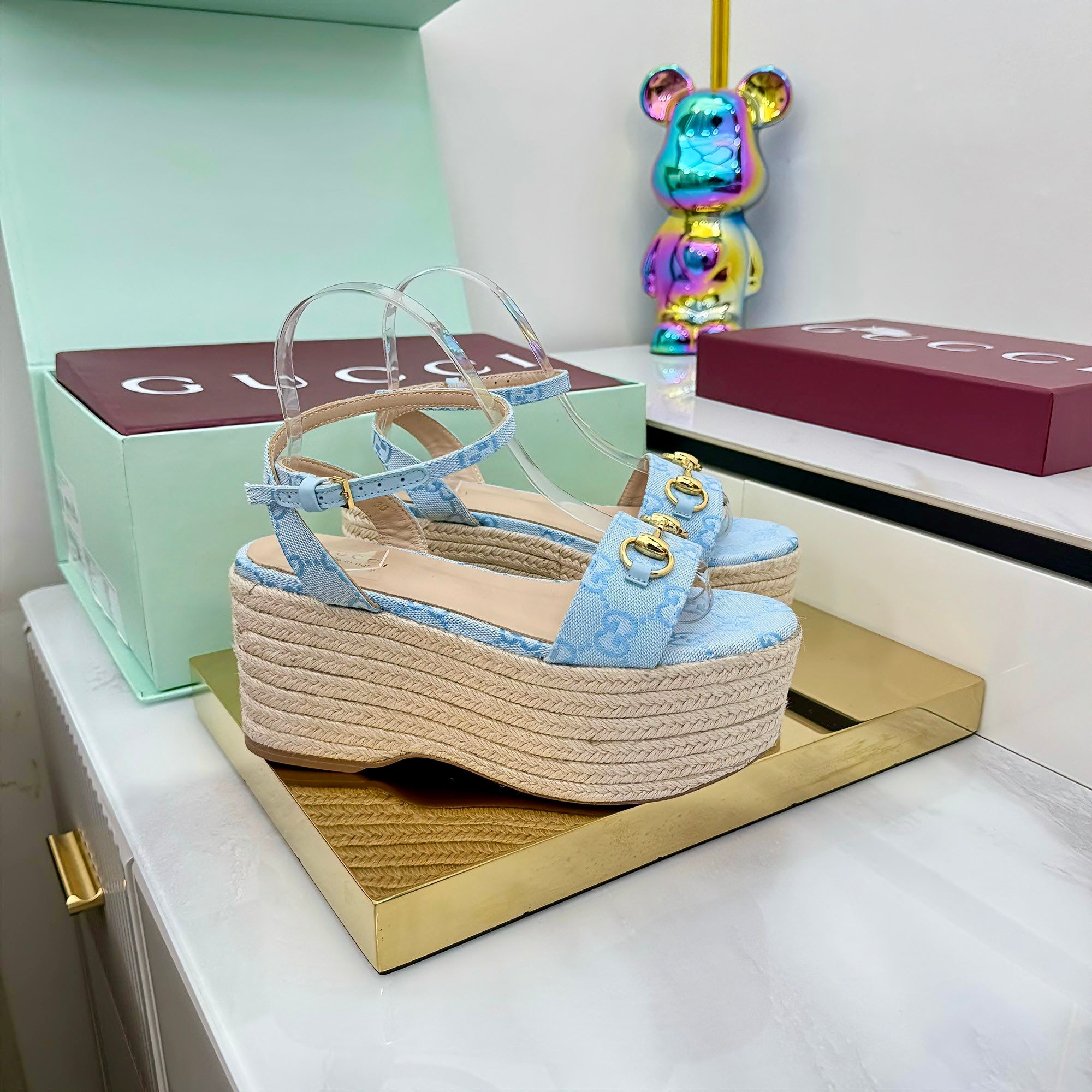 GG HIGH WEDGE SANDALS IN BLUE FABRIC AND RAFFIA WITH GOLD HARDWARE