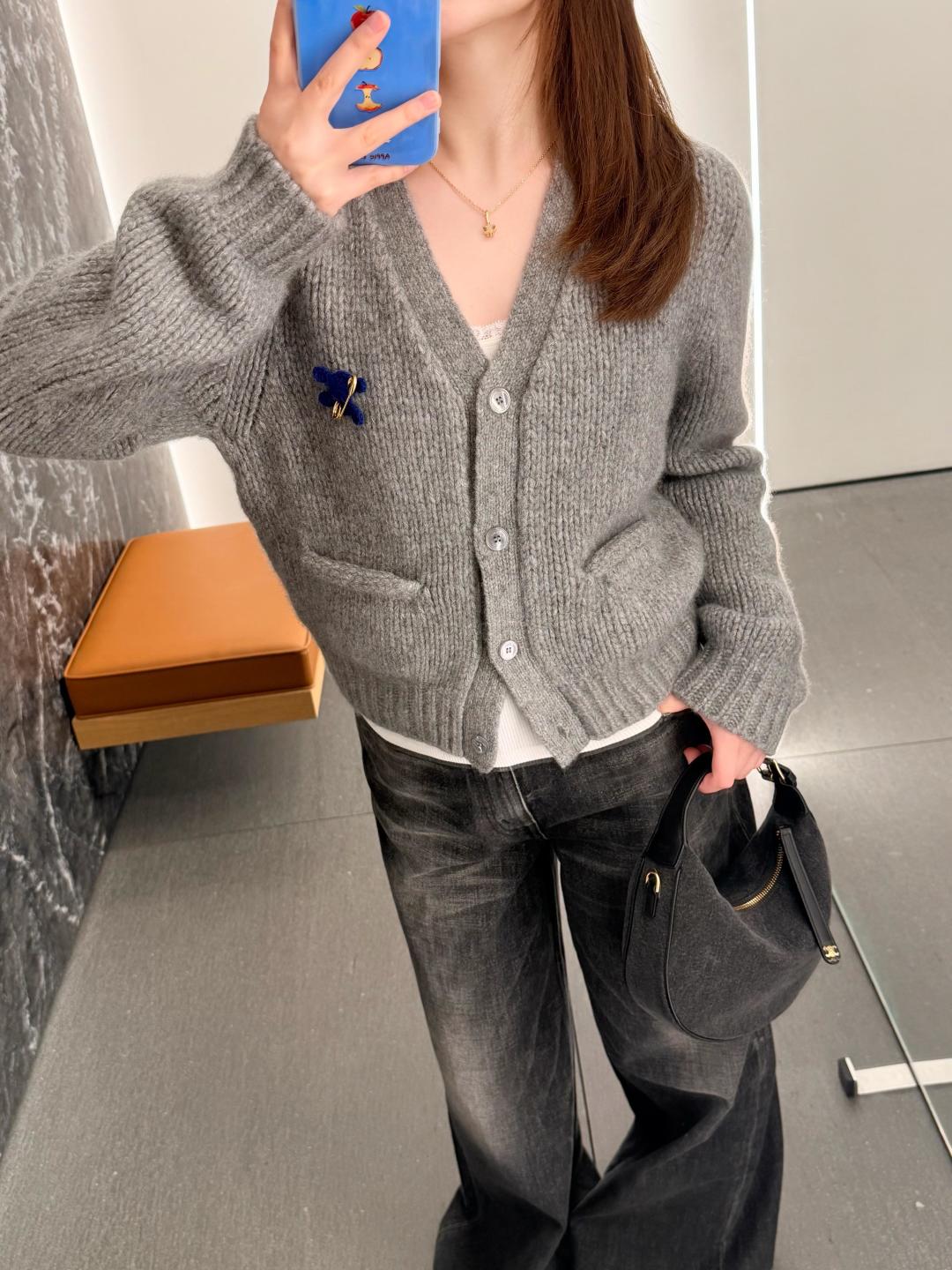 CELINE 25S KNITTED CARDIGAN 0001