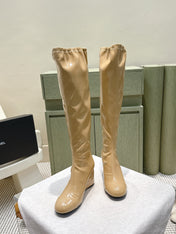 CHANEL 25S KNEE-HIGH BOOTS 60MM IN BEIGE PATENT CALFSKIN WEDGE HEELS