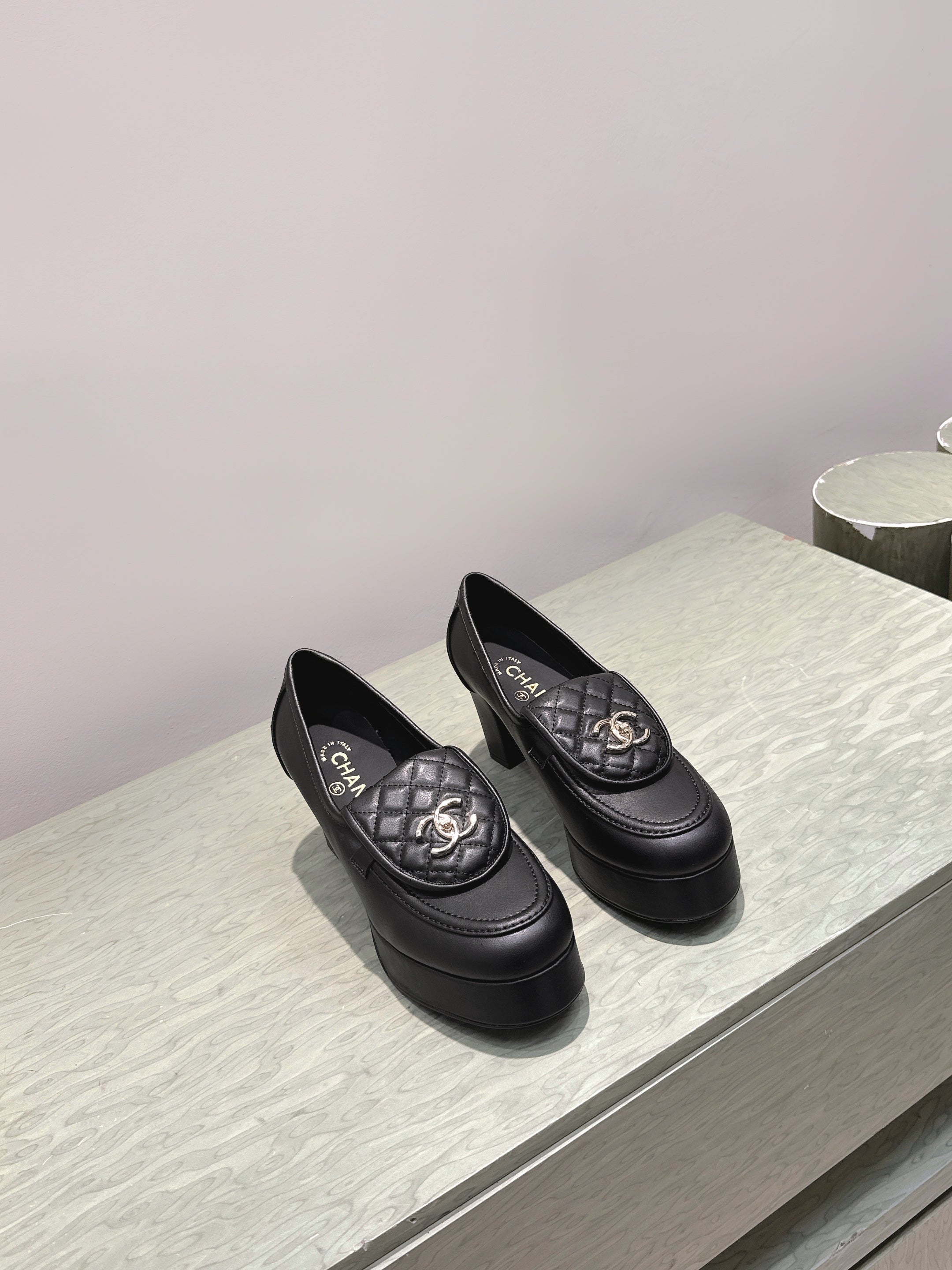 CHANEL 25S HIGH-HEELED MOCCASINS 80MM IN BLACK CALFSKIN GOLD HARDWARE