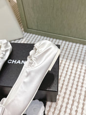 CHANEL 25S MARY JANE BALLET FLATS IN WHITE SILK SATIN