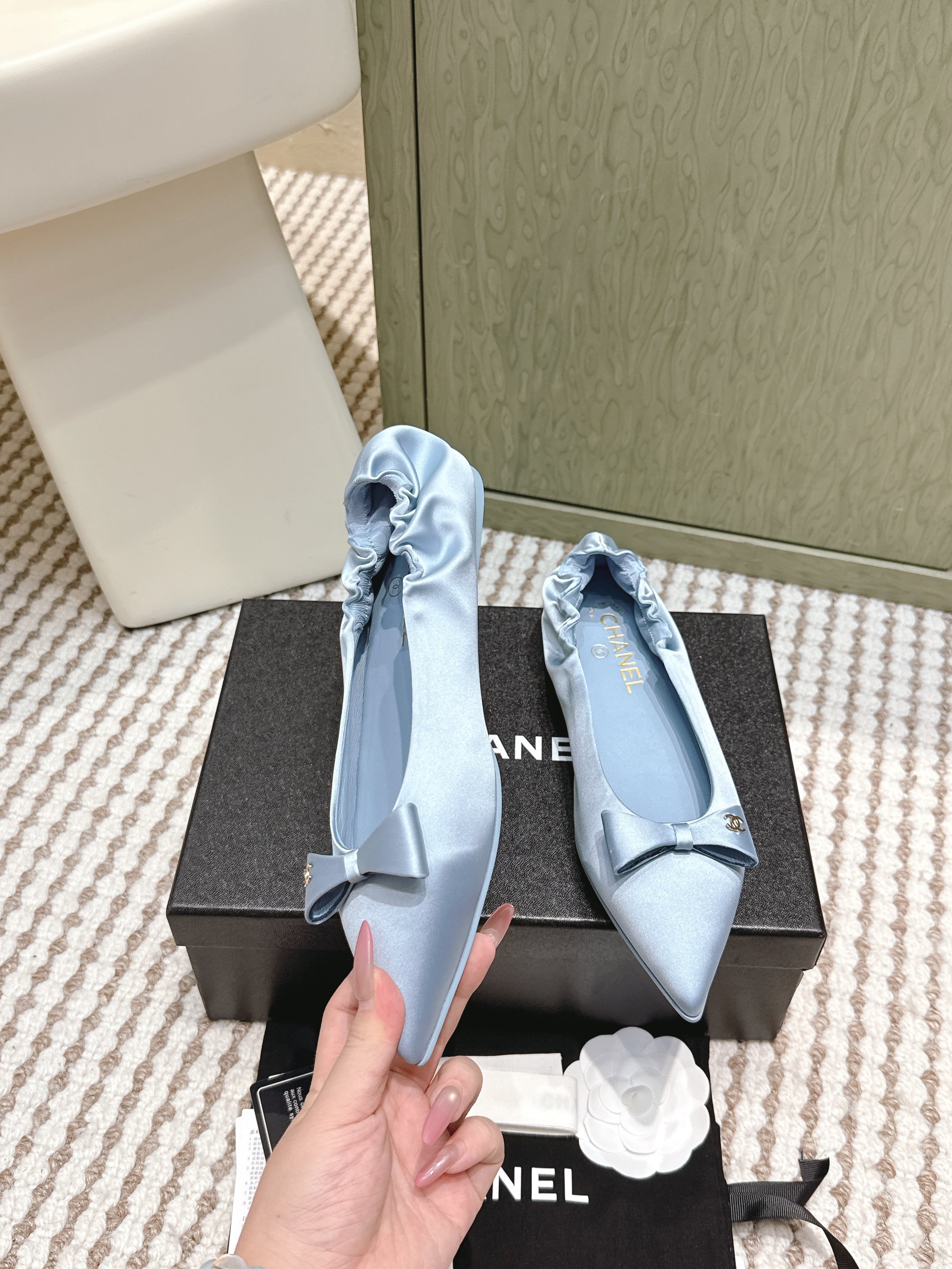 CHANEL 25S MARY JANE BALLET FLATS IN BLUE SILK SATIN