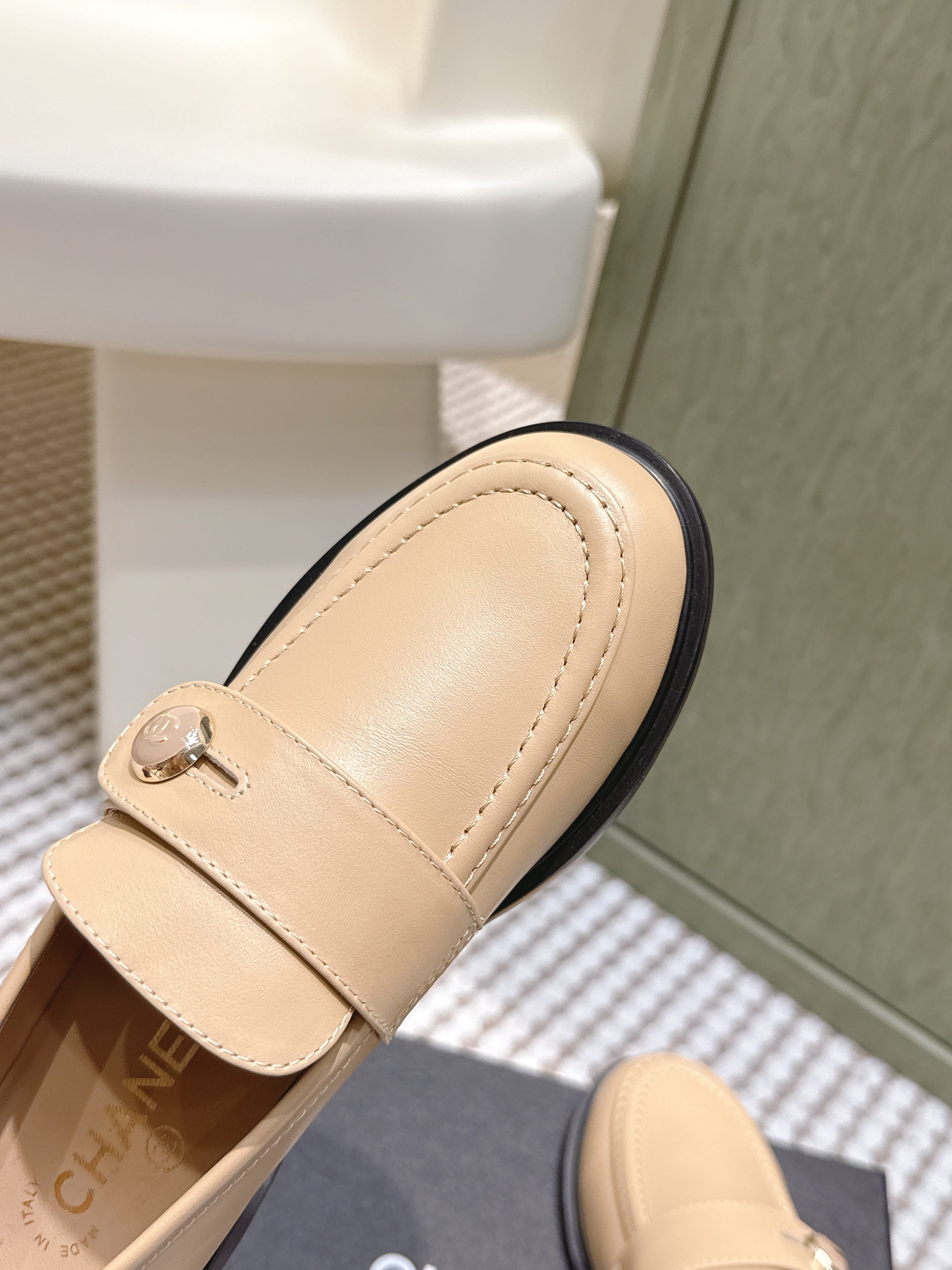 CHANEL 25S GODDESS FLAT LOAFERS IN WARM BEIGE CALFSKIN GOLD HARDWARE