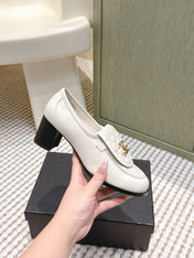 CHANEL 25S LOAFERS MOCCASIN 65MM IN WHITE CALFSKIN GOLD HARDWARE