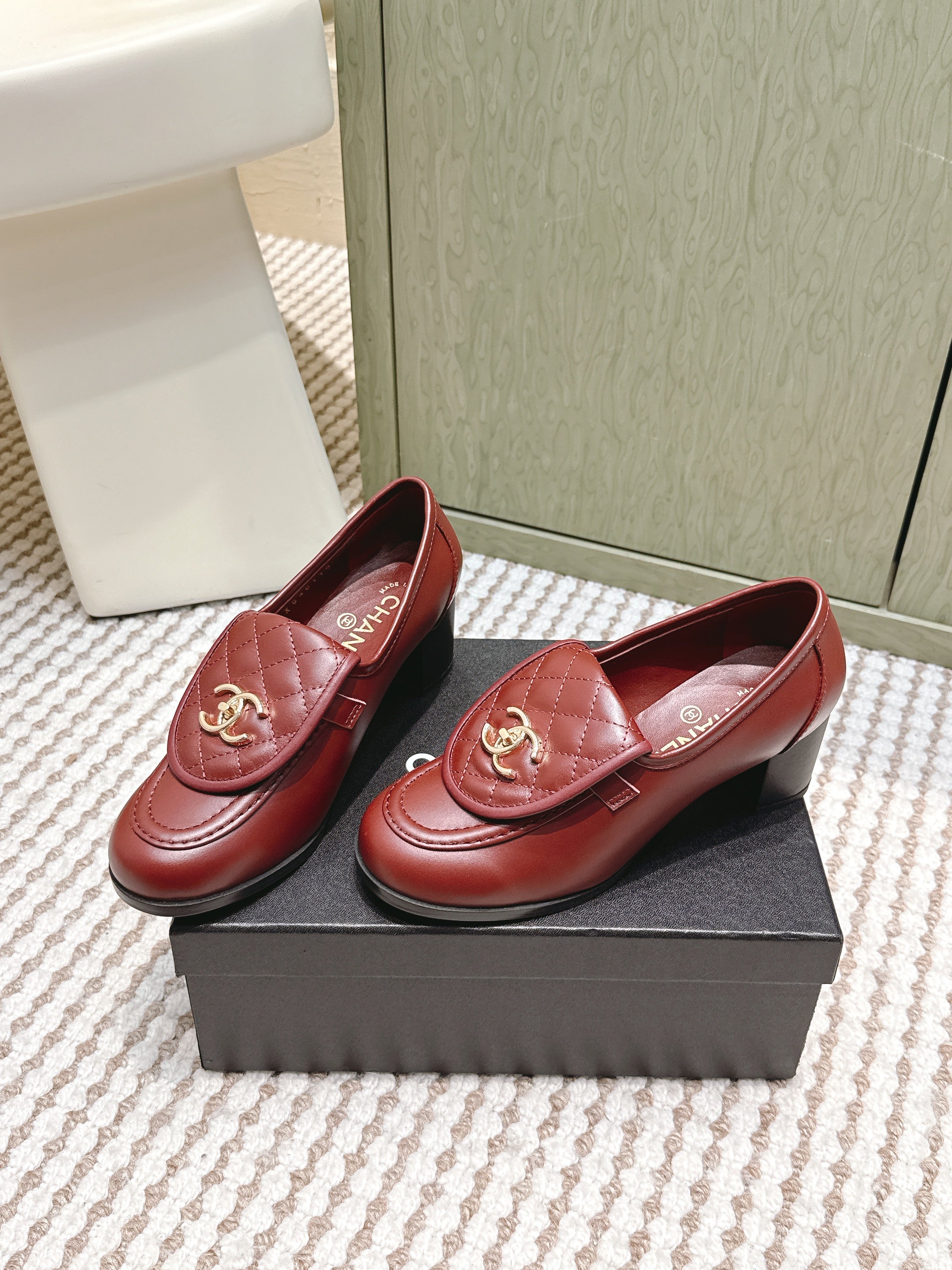 CHANEL 25S LOAFERS MOCCASIN 65MM IN BURGUNDY RED CALFSKIN GOLD HARDWARE
