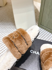 CHANEL 25S FLUFFY SLIDERS IN BEIGE AND CARAMEL