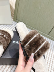CHANEL 25S FLUFFY SLIDERS IN BEIGE AND BROWN