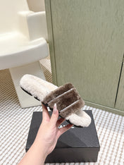 CHANEL 25S FLUFFY SLIDERS IN BEIGE AND BROWN