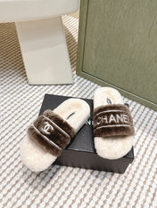 CHANEL 25S FLUFFY SLIDERS IN BEIGE AND BROWN