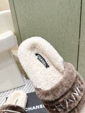 CHANEL 25S FLUFFY SLIDERS IN BEIGE AND BROWN