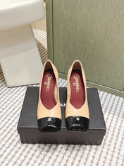 CHANEL 25S SQUARE-TOE HIGH HEELS 90MM IN DARK BEIGE AND BLACK CALFSKIN