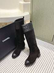 CHANEL 25S HIGH-CALF COWBOY BOOTS IN BLACK SUEDE AND CALFSKIN DIAMOND-QUILTED