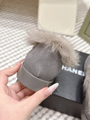 CHANEL 25S LOAFERS MOCCASIN IN LIGHT GRAY SUEDE WITH LIGHT BEIGE MINK FUR LINING