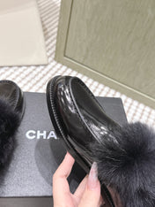 CHANEL 25S LOAFERS MOCCASIN IN BLACK GLOSSY CALFSKIN WITH MINK FUR LINING