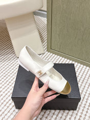 CHANEL 25S MARY JANE FLAT IN WHITE LAMBSKIN WITH YELLOW CAP TOE GOLD HARDWARE