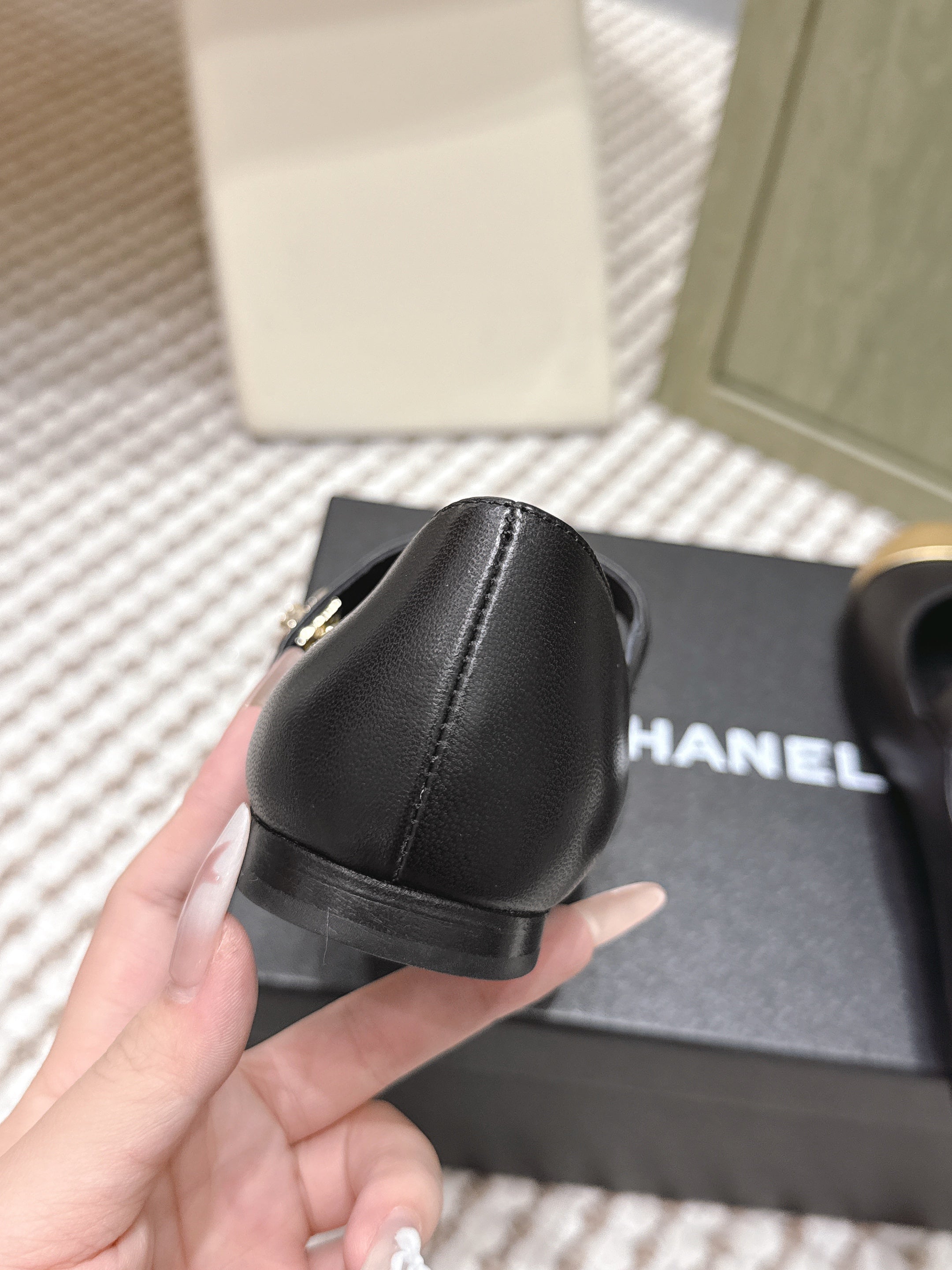 CHANEL 25S MARY JANE FLAT IN BLACK LAMBSKIN WITH YELLOW CAP TOE GOLD HARDWARE