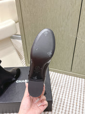 CHANEL 25S ANKLE BOOTS IN BLACK CALFSKIN GLOSSY TOE RUCHED