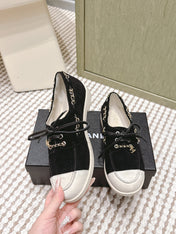 CHANEL 25S MOCCASINS IN BLACK AND LIGHT GREY SUEDE