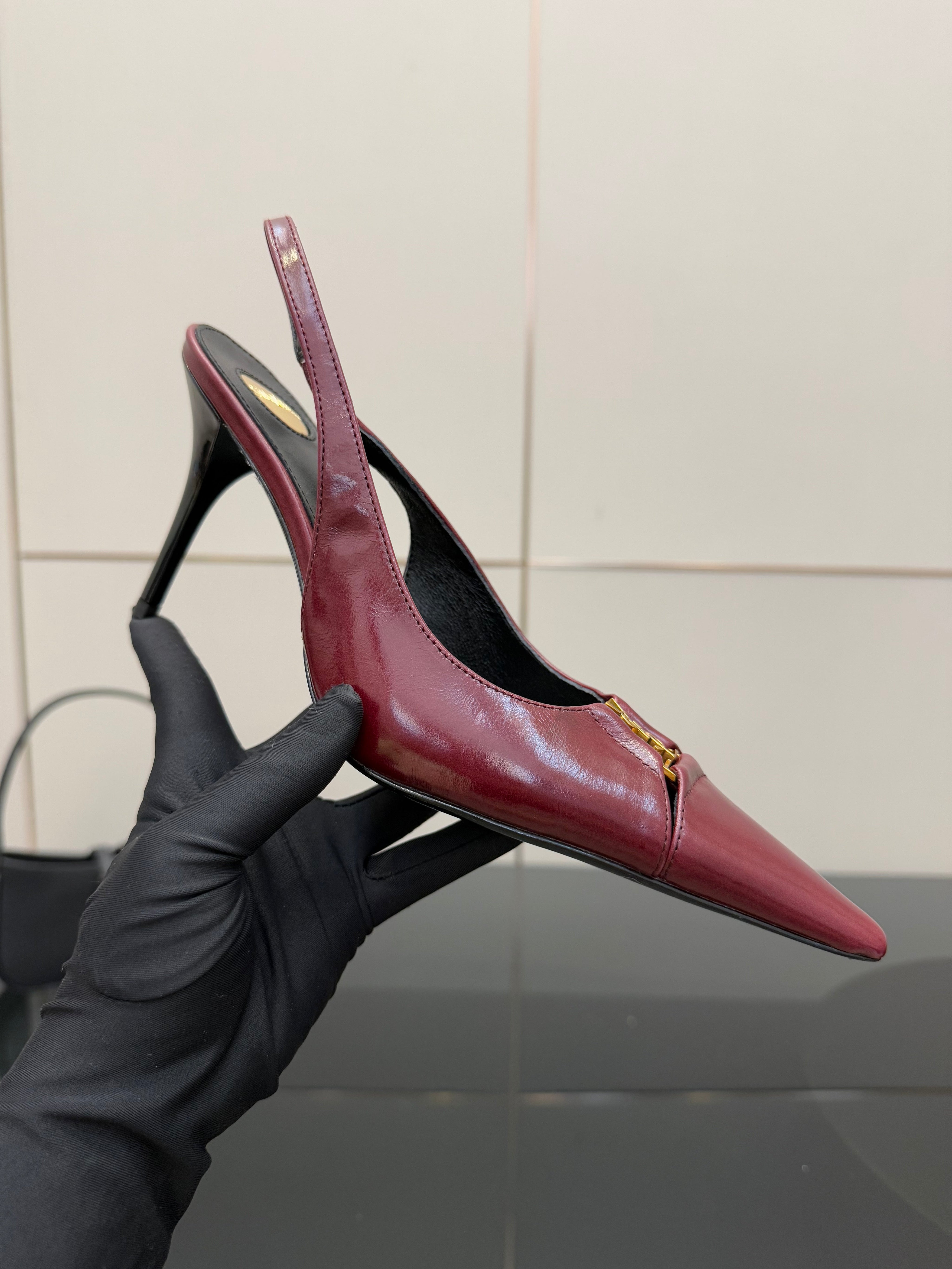 YSL 25S SLINGBACK HIGH HEELS 90 MM IN DARK RED LAMBSKIN WITH GOLD HARDWARE STYLE 9