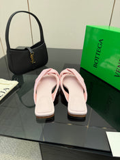 BOTTEGA VENETA 26S SANDALS IN LIGHT PINK CALFSKIN AND RAFFIA