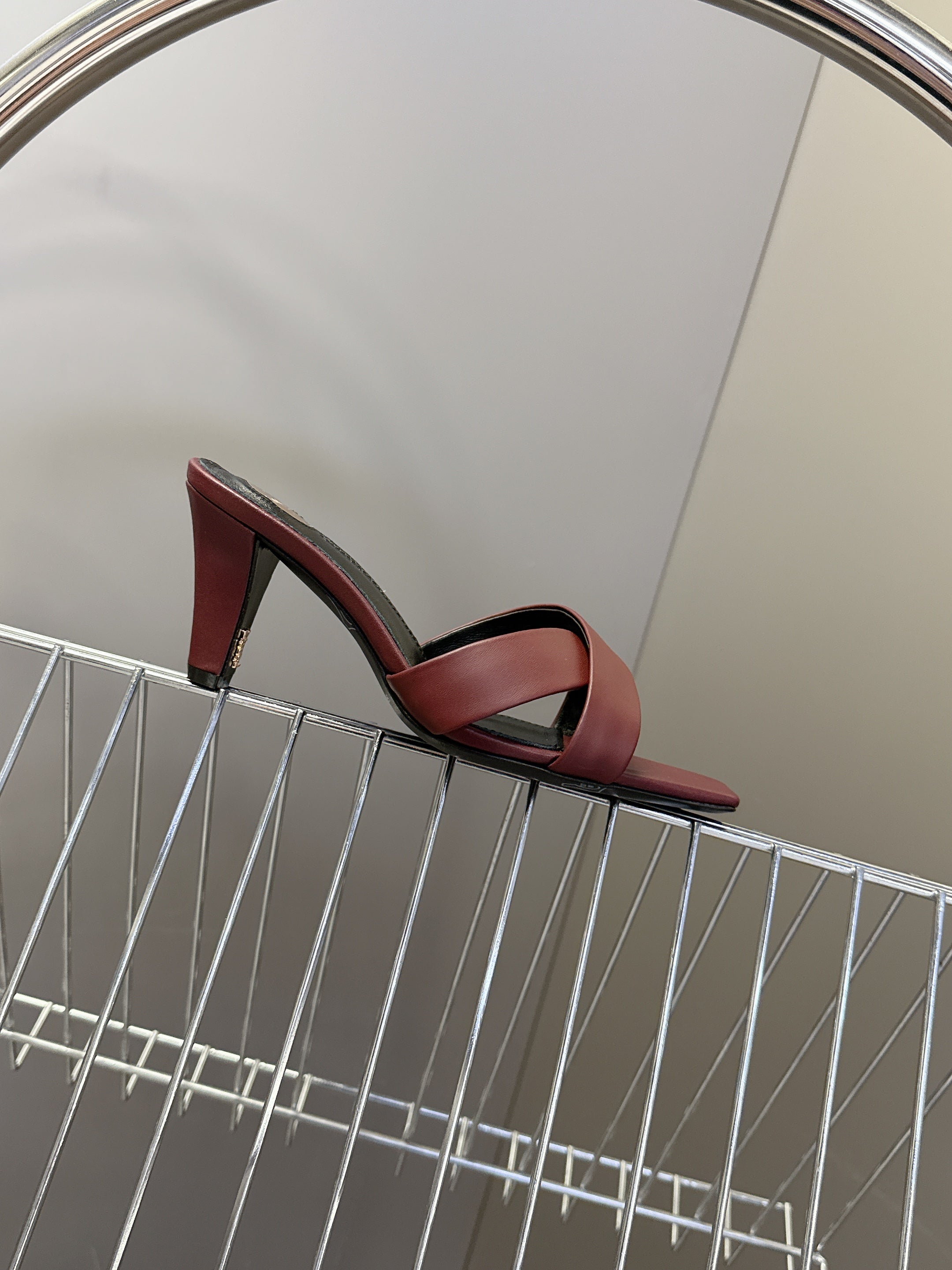 YSL 25S JILL MULES 75MM IN MAHOGANY RED SMOOTH CALFSKIN