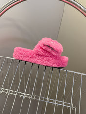 BALENCIAGA 25S SLIPPERS IN PINK FAUX SHEARLING