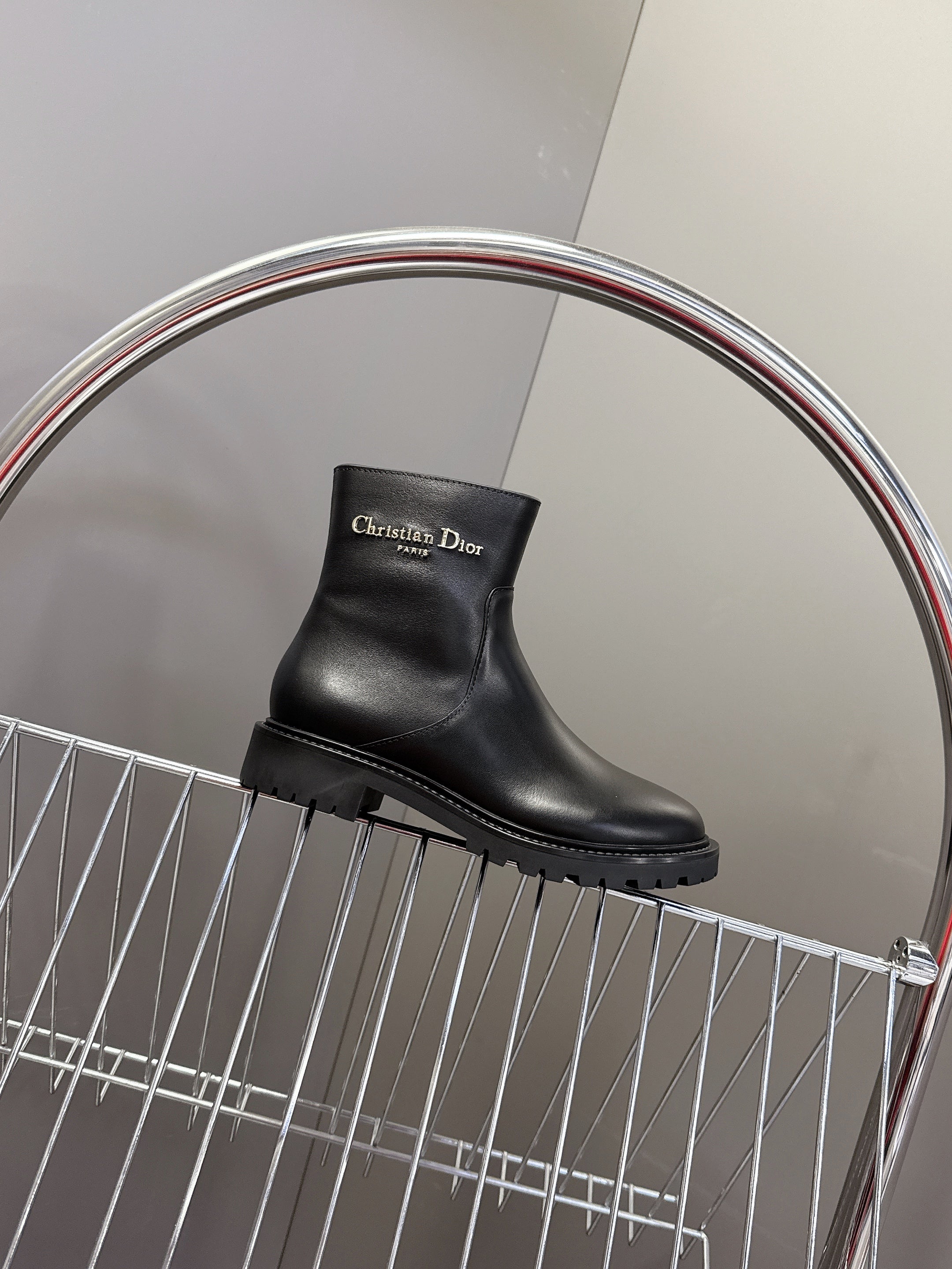 DIOR 25S D-MAJOR ANKLE BOOTS IN BLACK LAMBSKIN WITH GOLD HARDWARE