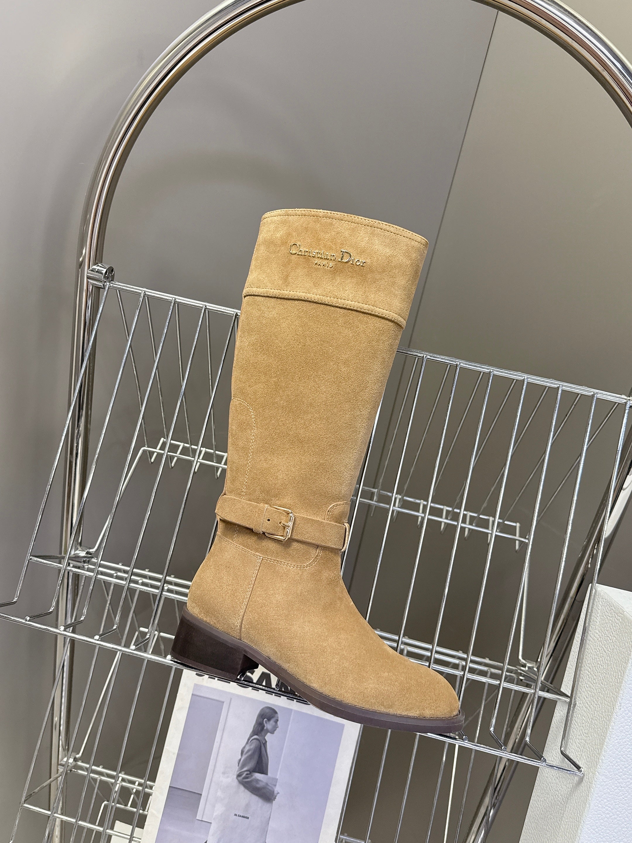 DIOR 25S BROWN HIGH BOOTS IN BEIGE SUEDE