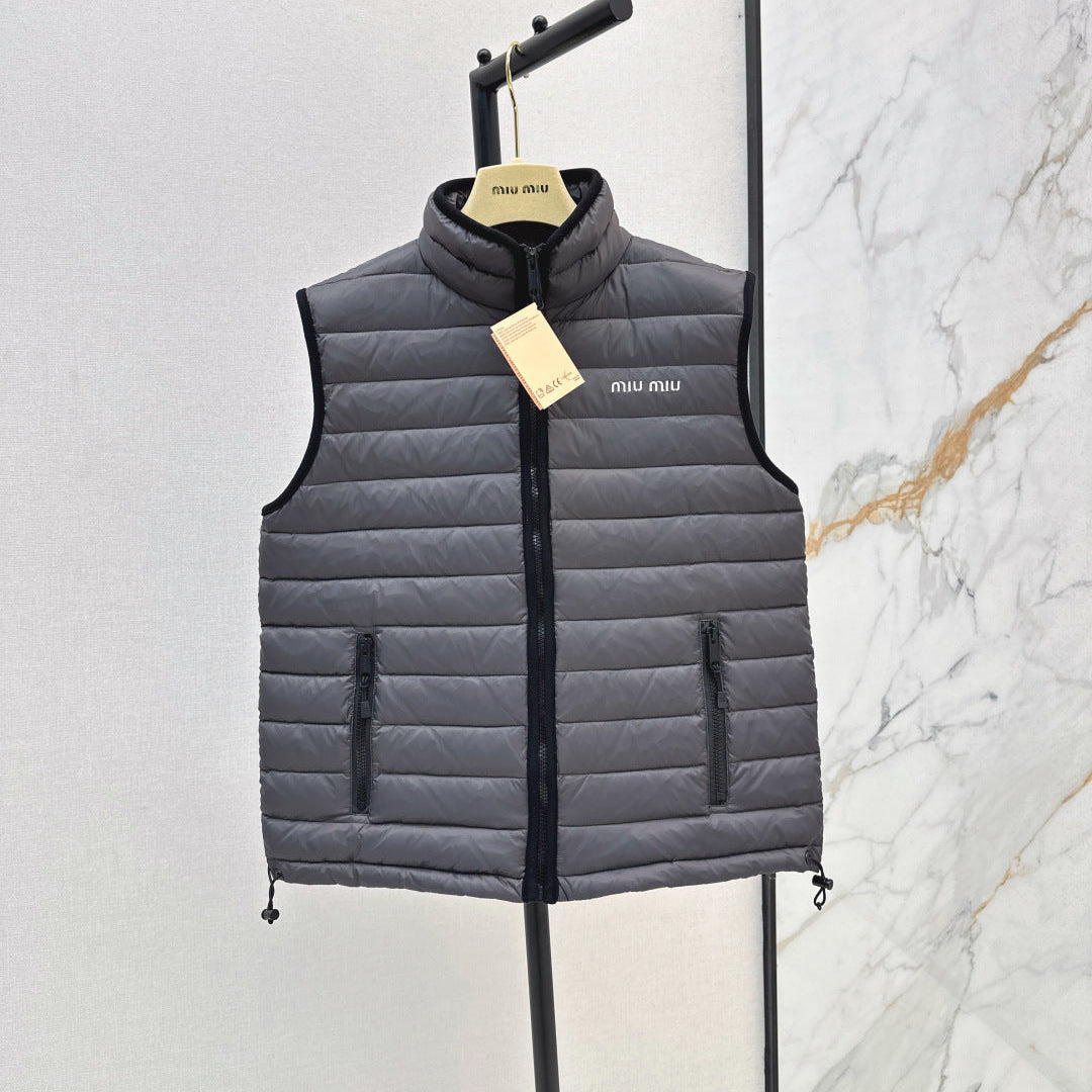 MIUMIU DOWN VEST 99400