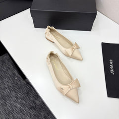 CC BALLET FLATS 25S IN LIGHT BEIGE SATIN WITH BOW