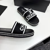 CC SLIDE SANDALS 25S IN BLACK FABRIC AND CALFSKIN