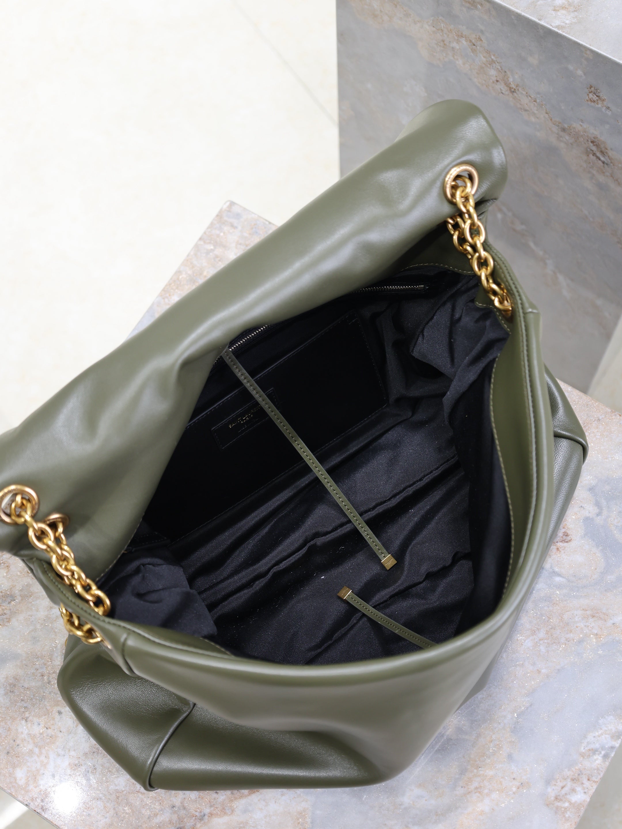 YSL 25S LARGE JAMIE 43 IN LIGHT MUSK LAMBSKIN GOLD HARDWARE