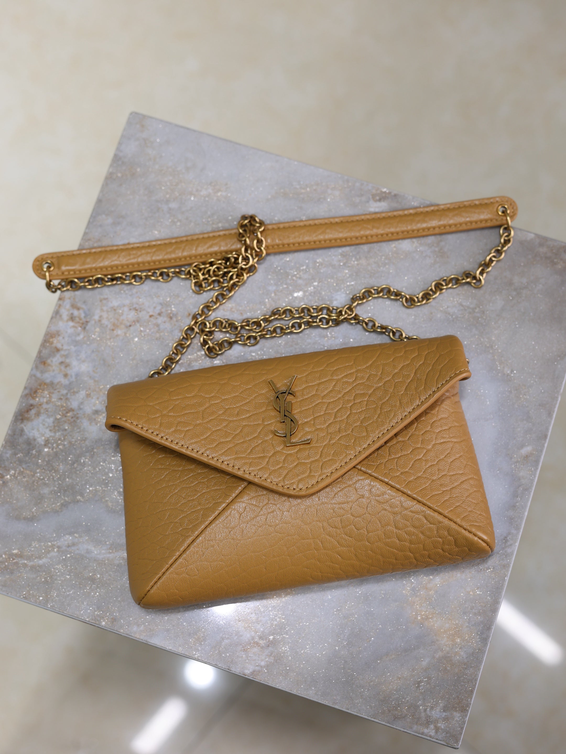 YSL 25S CALYPSO MINI 19 IN CARAMEL LAMBSKIN GOLD HARDWARE