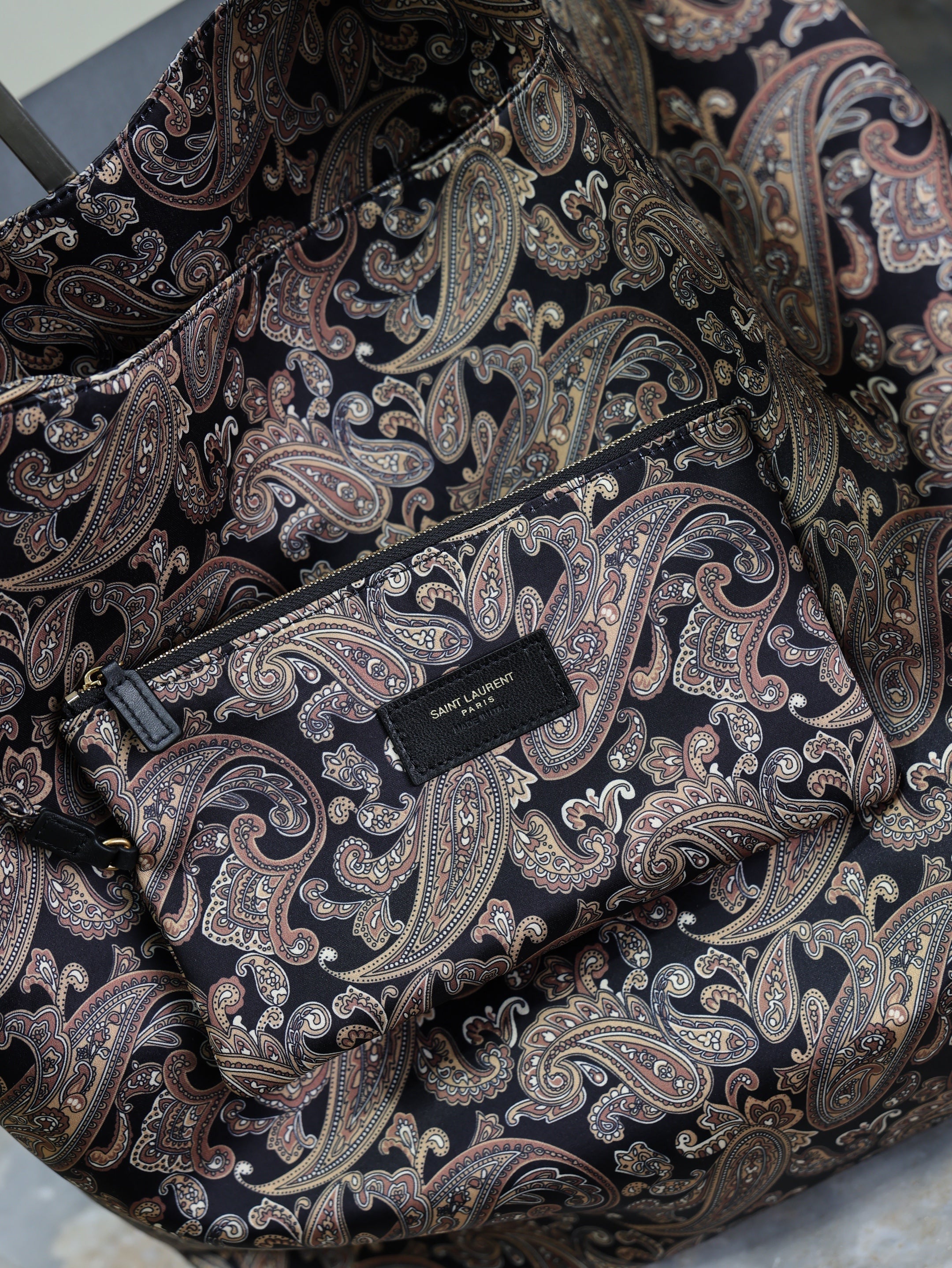 YSL 25S AMALIA 50 IN NAVY MULTICOLOR  SILK TWILL GOLD HARDWRE