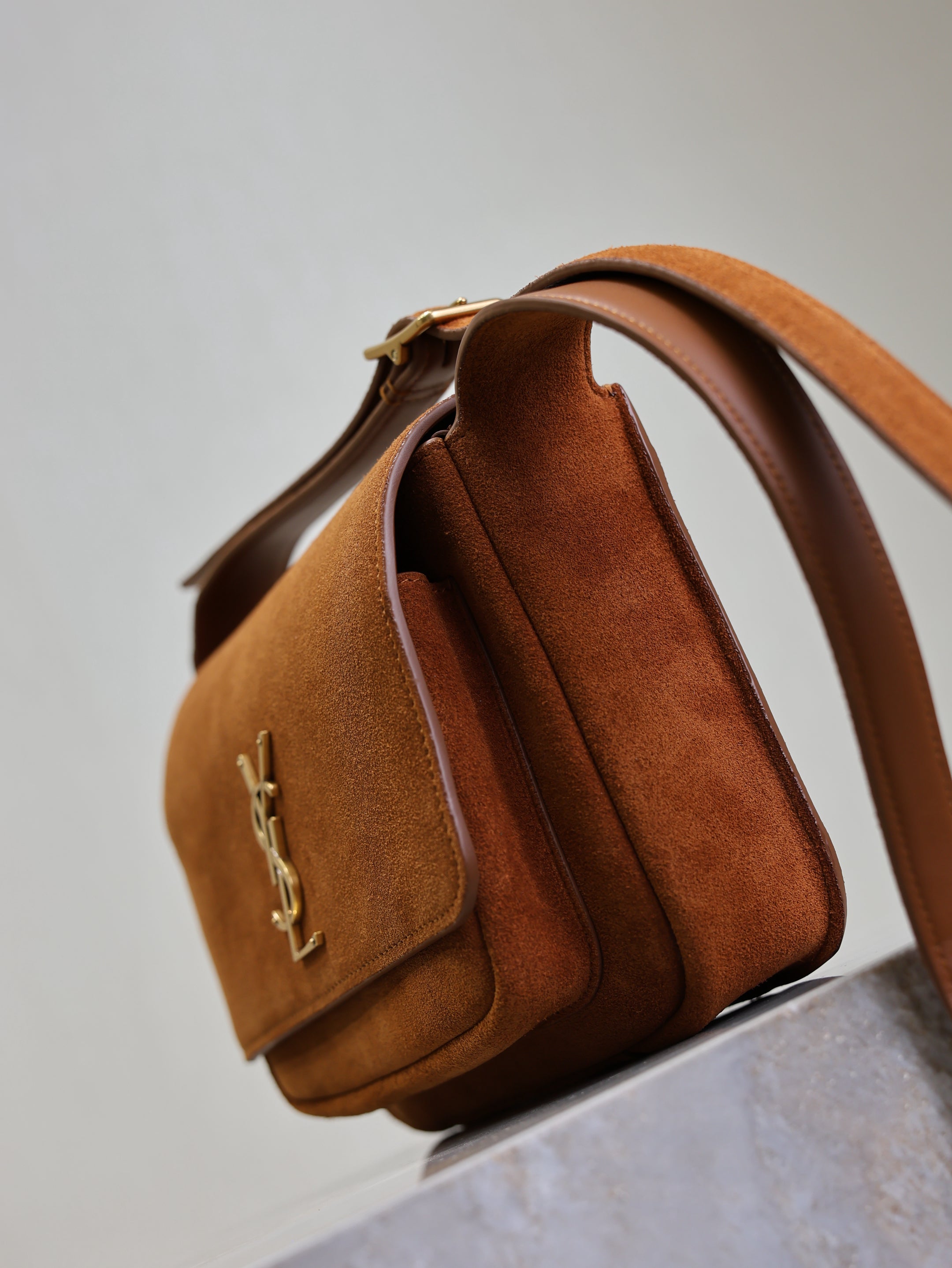 YSL 25S NIKI SATCHEL 22 IN DARK CARAMEL SUEDE GOLD HARDWRE