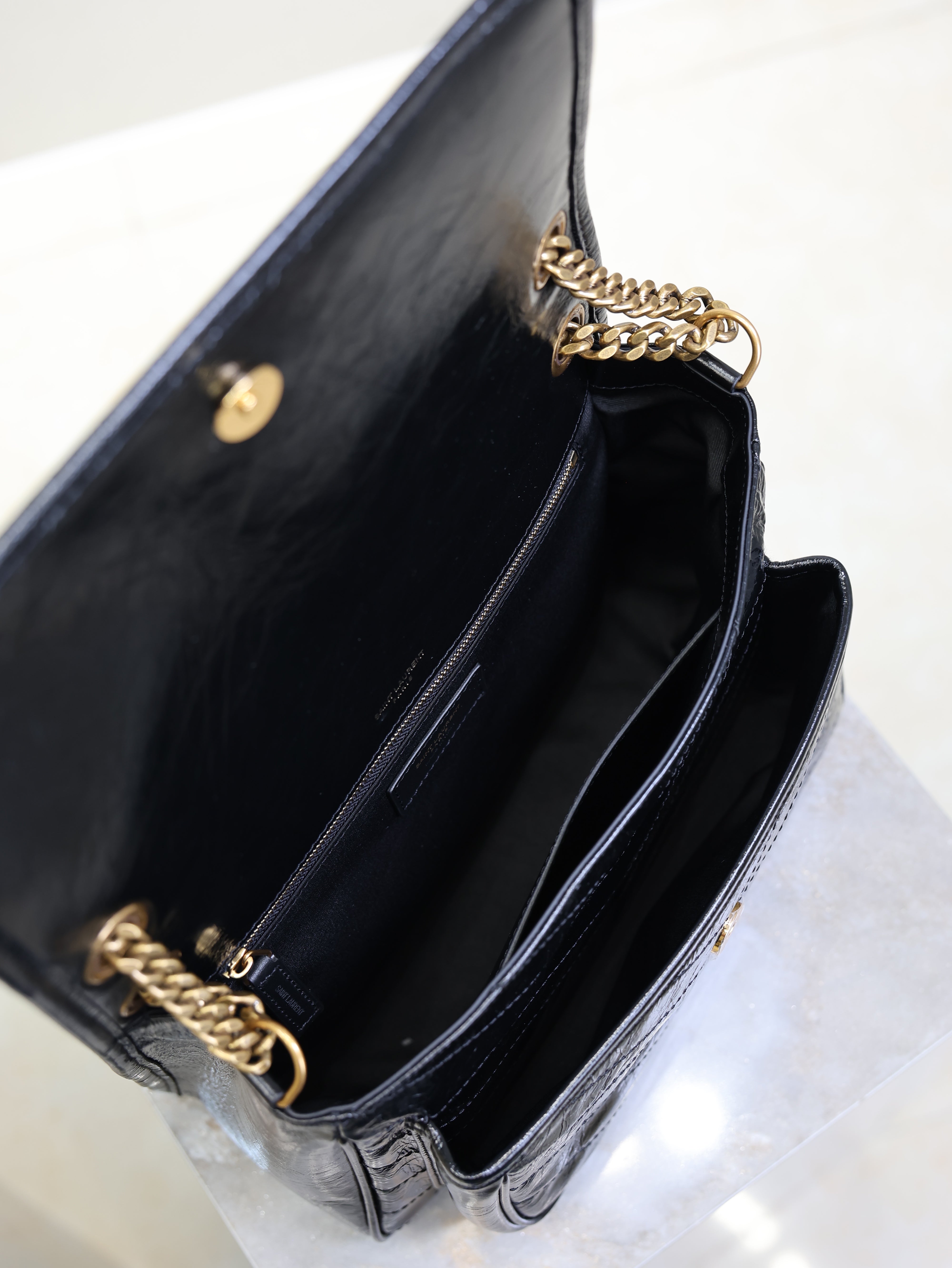YSL 25S NIKI MM BAG 28 IN BLACK GLOSSY CALFSKIN GOLD HARDWRE