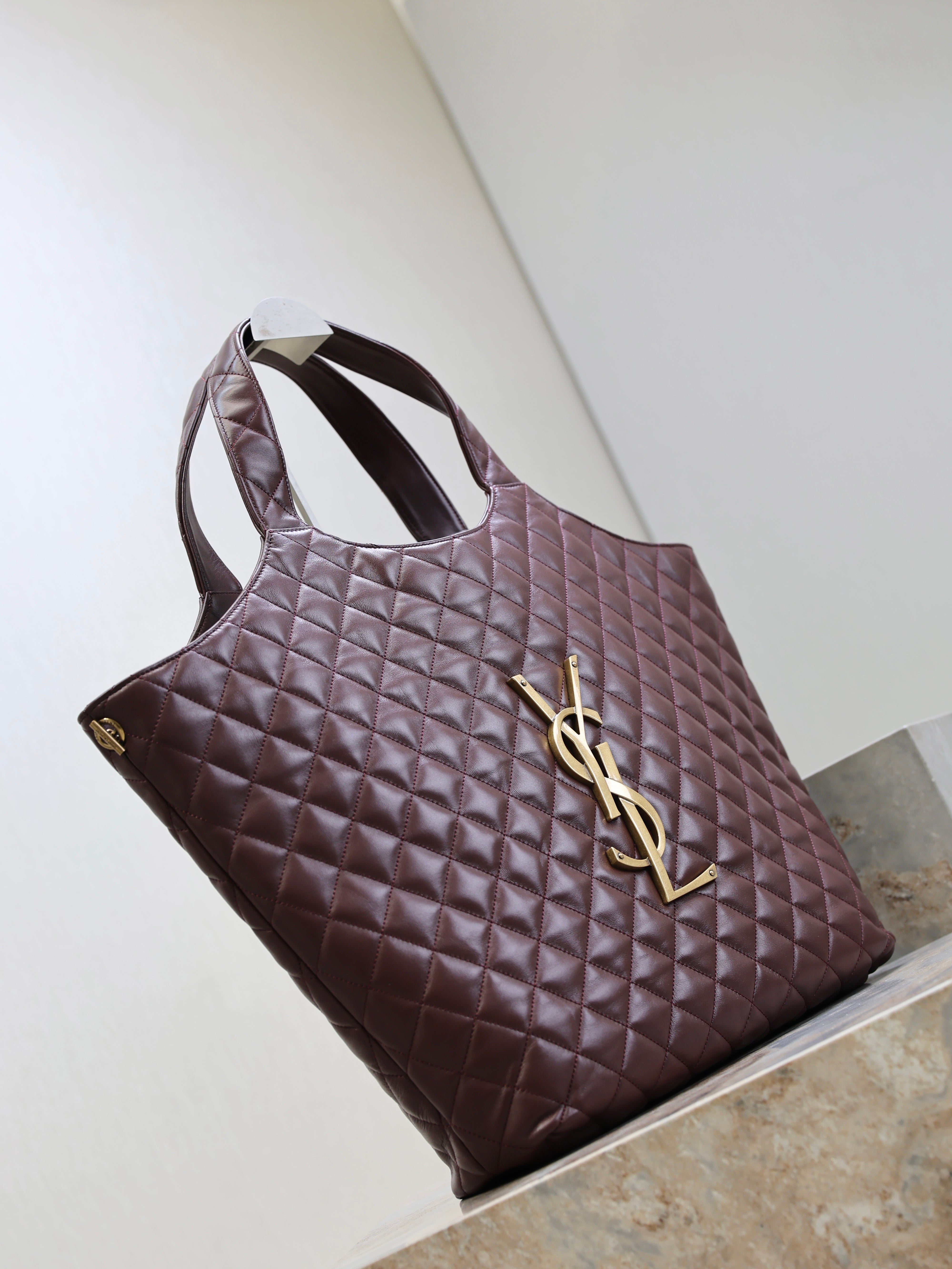 YSL 25S ICARE 27 IN ROUGE CABERNET QUILTED CALFSKIN GOLD HARDWRE