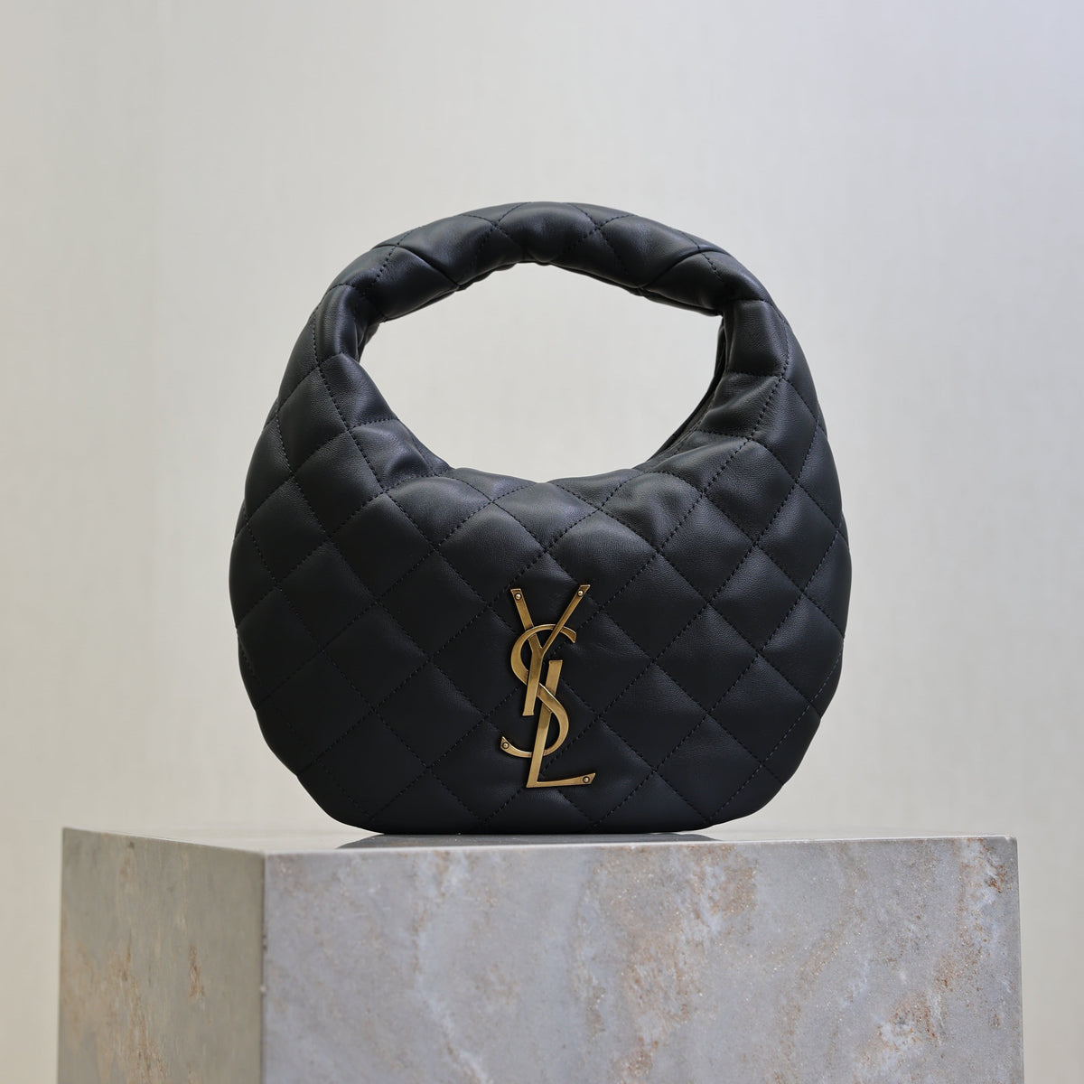 YSL 25S ICARINO 17 IN BLACK QUILTED CALFSKIN GOLD HARDWARE