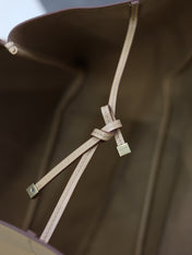 YSL 25S LE 5 À 7 BEA 50 IN DARK CARAMEL CALFSKIN GOLD HARDWARE