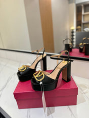 VLTN HIGH SANDAL 25S 115 MM IN BLACK LAMBSKIN WITH GOLD HARDWARE