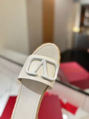 VLTN ESPADRILLE SLIDES 25S IN WHITE LAMBSKIN STYLE 8