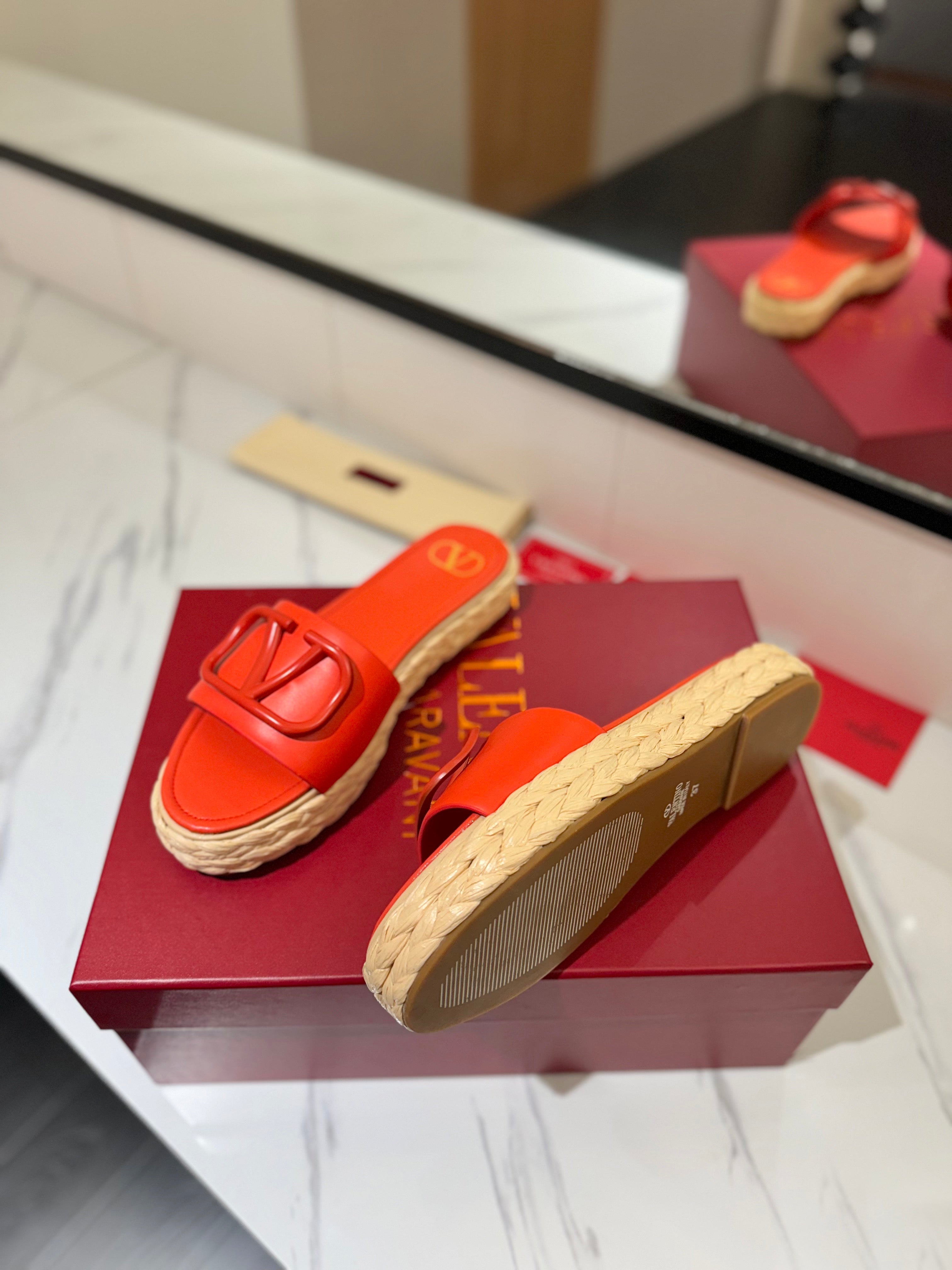 VLTN ESPADRILLE SLIDES 25S IN ORANGE LAMBSKIN STYLE 6