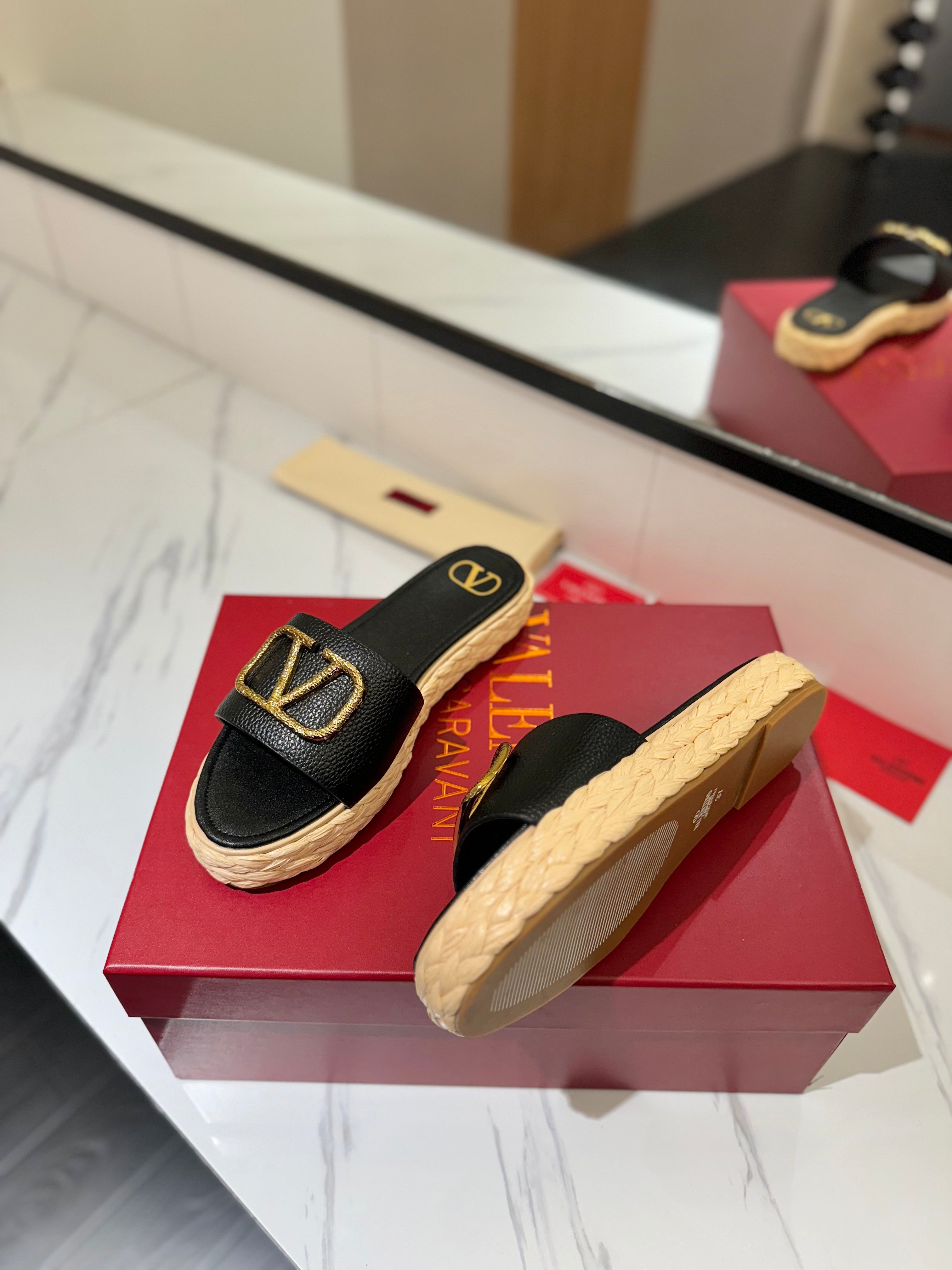 VLTN ESPADRILLE SLIDES 25S IN BLACK LAMBSKIN STYLE 5