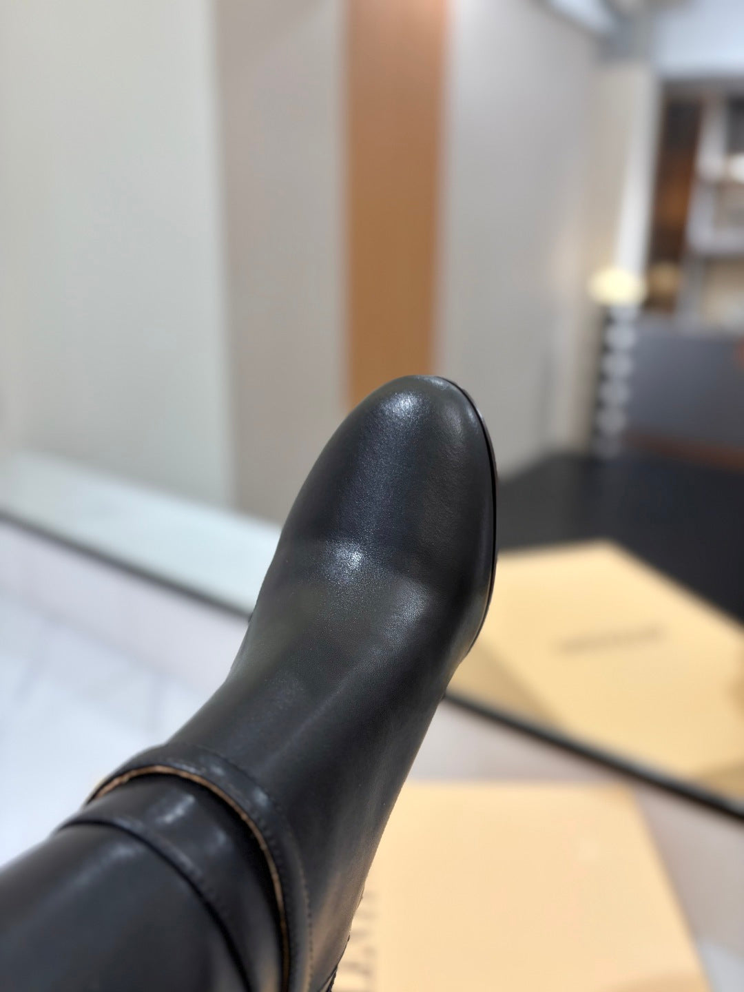 VALENTINO 25S GARAVANI PATTIE KNEE-HIGH BOOTS 80 MM IN BLACK CALFSKIN