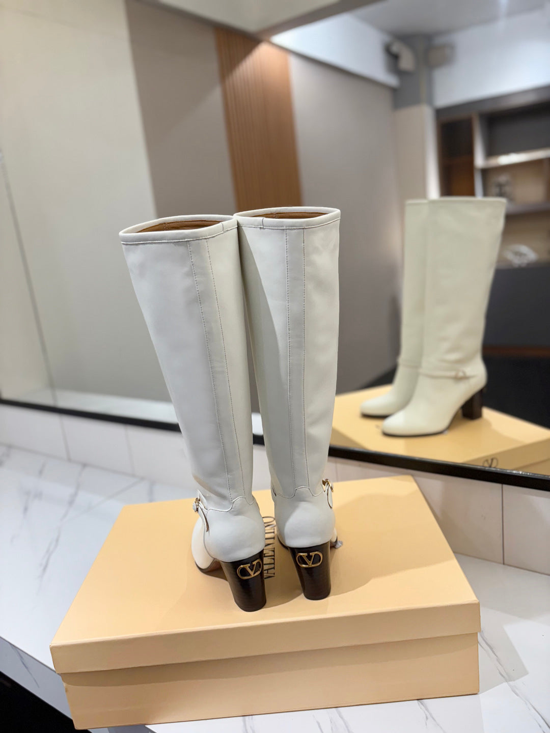 VALENTINO 25S GARAVANI PATTIE KNEE-HIGH BOOTS 80 MM IN WHITE CALFSKIN