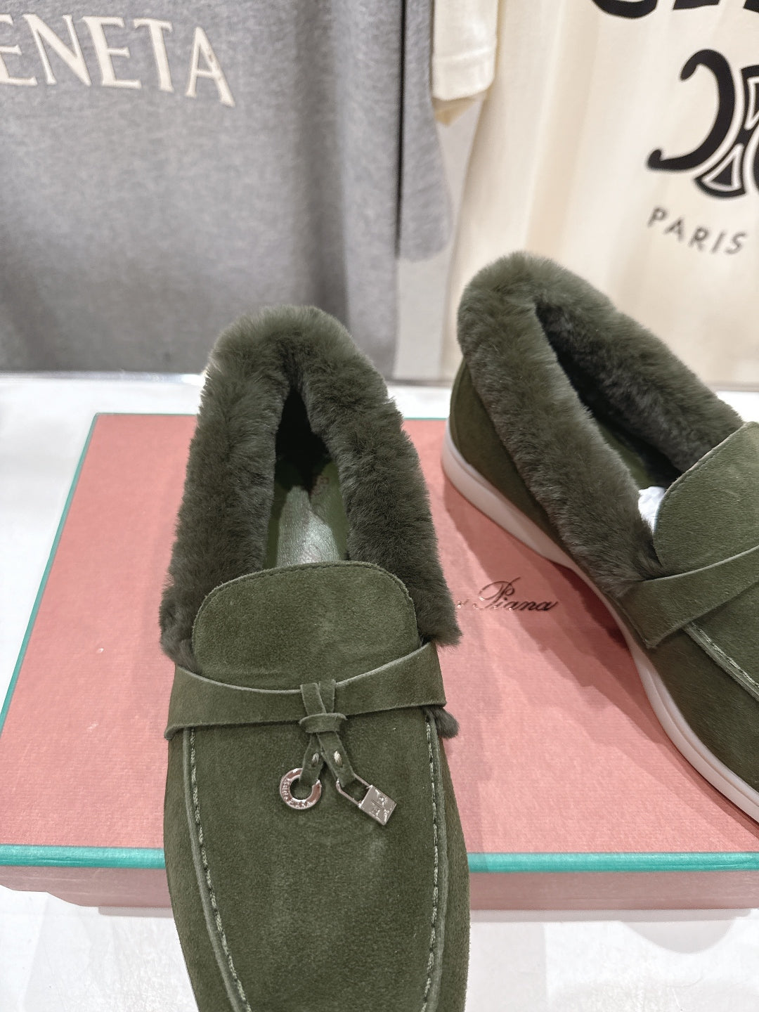 LP 25S SUMMER CHARMS WALK LOAFERS IN DARK OLIVE SUEDE AND FLEECE